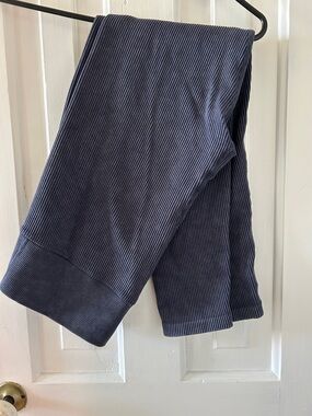 95. Aerie Ribbed Leggings in Navy